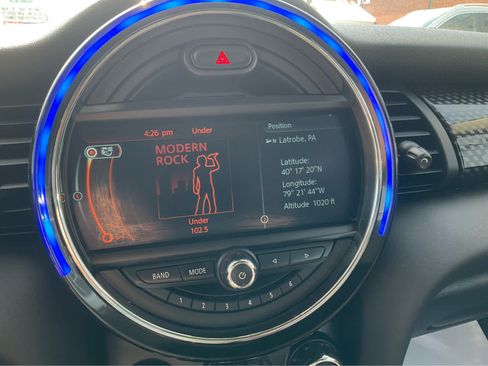 Used 2018 MINI Cooper S FWD image 6