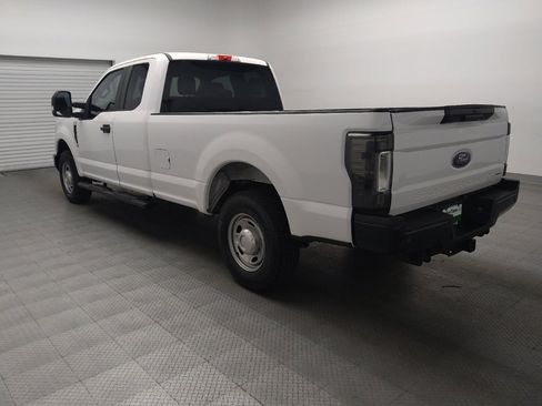 Used 2019 Ford F250 XL w/ Power Equipment Group RWD image 5