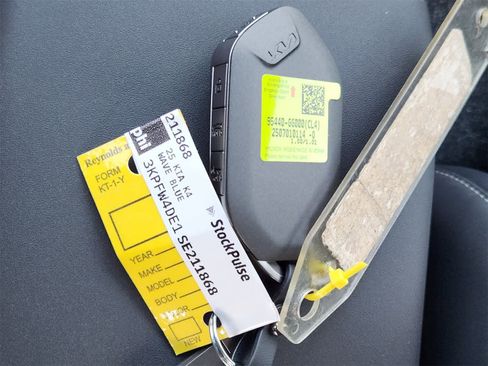 New 2025 Kia K4 GT-Line w/ GT-Line Sunroof Package image 31