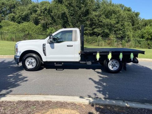 Used 2024 Ford F250 XL w/ XL Chrome Package RWD image 6