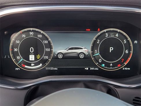 Used 2025 Jaguar F-PACE R-Dynamic S image 15