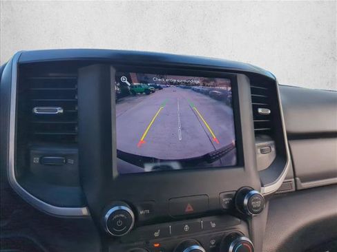 Used 2021 RAM 1500 Big Horn RWD image 12