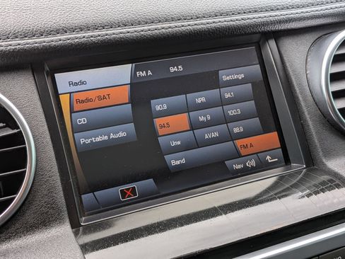 Used 2011 Land Rover LR4 HSE image 23