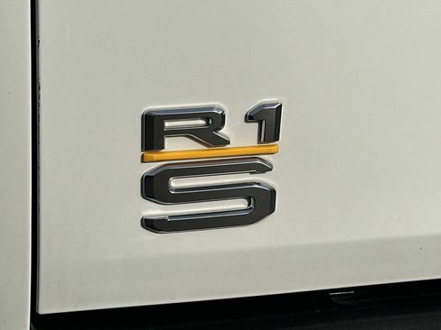 Used 2023 Rivian R1S Launch Edition image 10