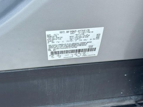 Used 2016 Ford Explorer XLT w/ Equipment Group 202A FWD image 26
