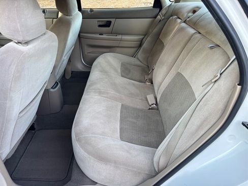 Used 2007 Ford Taurus SE image 11