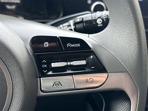 Used 2022 Hyundai Elantra SEL w/ Cargo Package image 33