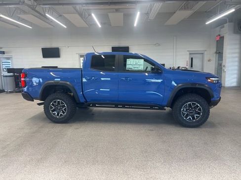 New 2026 Chevrolet Colorado ZR2 w/ Technology Package AWD/4WD image 4