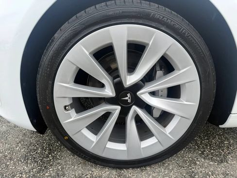 Used 2023 Tesla Model 3 Standard Range RWD image 59