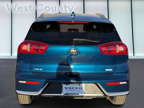 Used 2019 Kia Niro EX image 6