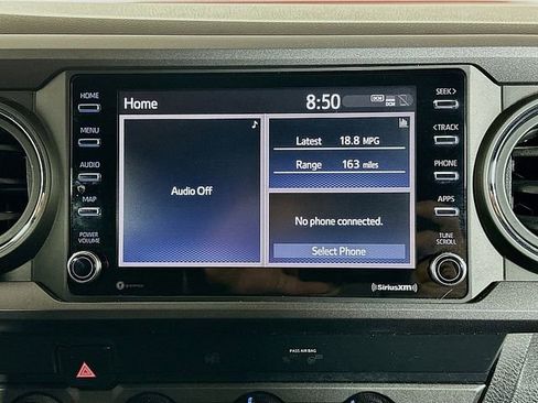 Used 2020 Toyota Tacoma TRD Sport w/ Technology Package AWD/4WD image 14