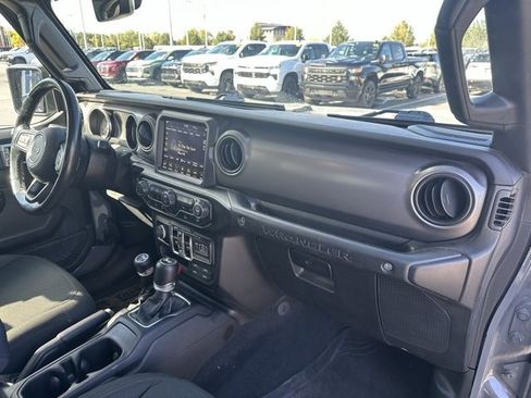 Used 2021 Jeep Wrangler Unlimited Sport S image 20