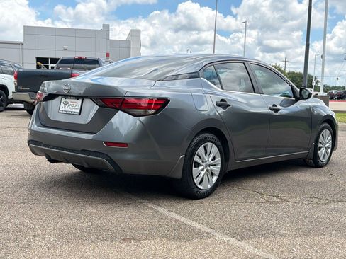 Used 2024 Nissan Sentra S FWD image 9