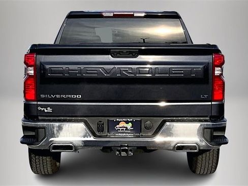 Used 2024 Chevrolet Silverado 1500 LT w/ Z71 Off-Road Package image 6