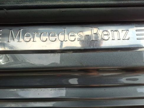 Used 2018 Mercedes-Benz E 300 4MATIC w/ Premium 1 Package image 20