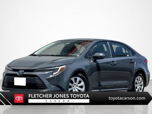 Used 2023 Toyota Corolla LE FWD image 1