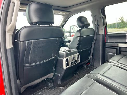 Used 2017 Ford F150 Lariat w/ Equipment Group 502A Luxury AWD/4WD image 18