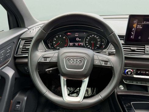 Used 2022 Audi Q5 2.0T Premium w/ Convenience Package AWD/4WD image 11