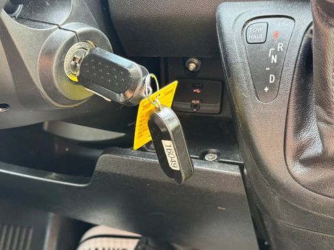Used 2016 RAM ProMaster 2500 FWD image 9