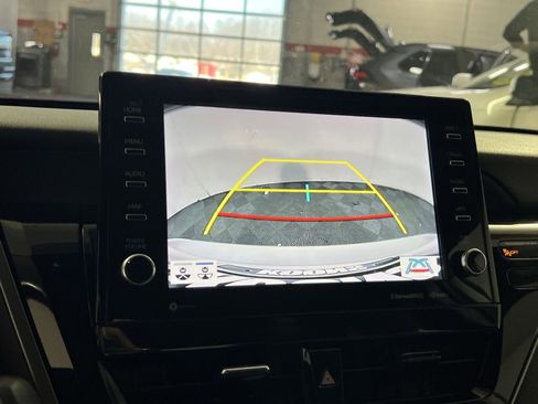 Used 2024 Toyota Camry XLE image 19