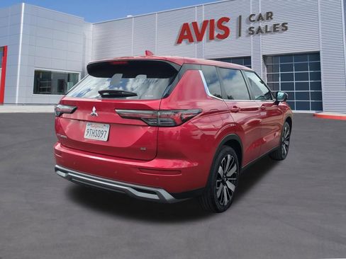 Used 2025 Mitsubishi Outlander SE AWD/4WD image 6