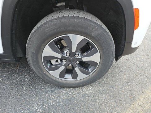 Used 2022 Jeep Grand Cherokee Limited 4xe w/ Luxury Tech Group II image 10