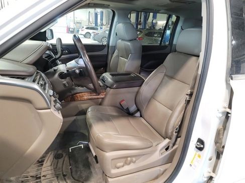 Used 2016 Chevrolet Suburban LTZ image 17