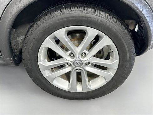 Used 2012 Nissan Juke SL image 31