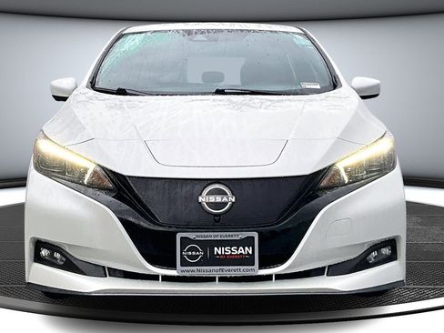 Used 2024 Nissan Leaf SV Plus image 2
