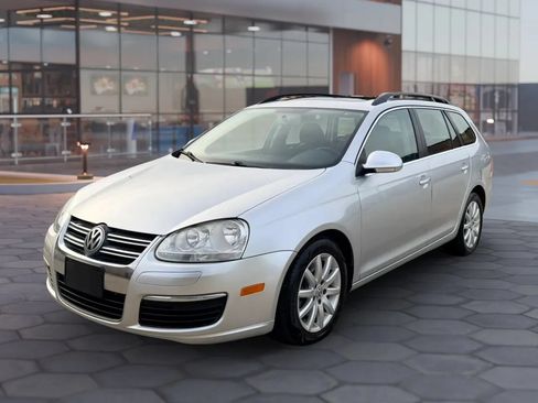 Used 2009 Volkswagen Jetta TDI FWD image 1