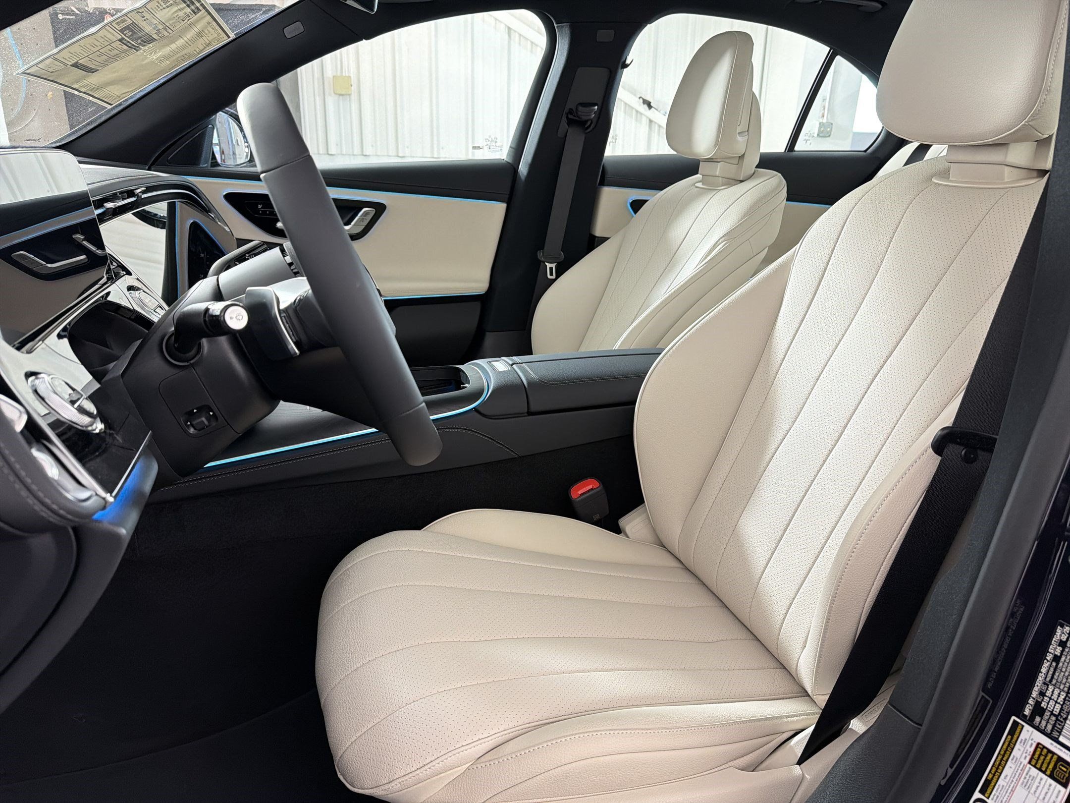 New 2026 Mercedes-Benz E 350 4MATIC Sedan image 5