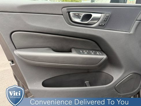 Certified 2025 Volvo XC60 B5 Plus image 16