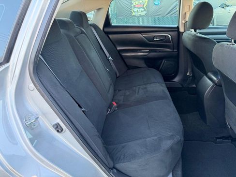 Used 2015 Nissan Altima 2.5 SV image 36