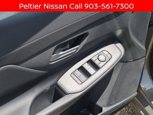 New 2026 Nissan Sentra SV w/ SV Convenience Package FWD image 9