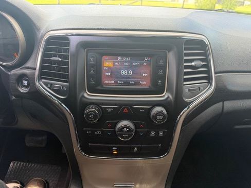 Used 2014 Jeep Grand Cherokee Laredo w/ Security & Convenience Group RWD image 18