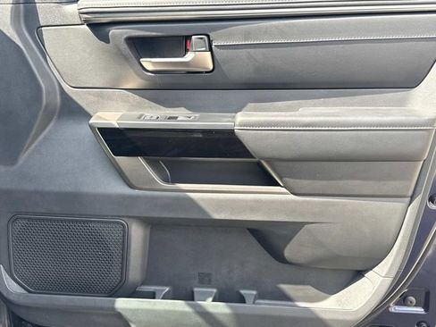 Used 2025 Toyota Tundra Limited image 21