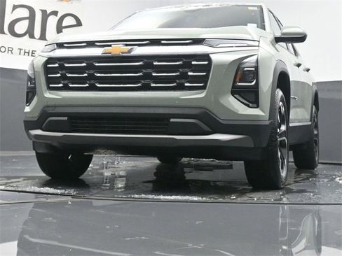 New 2026 Chevrolet Equinox LT image 34