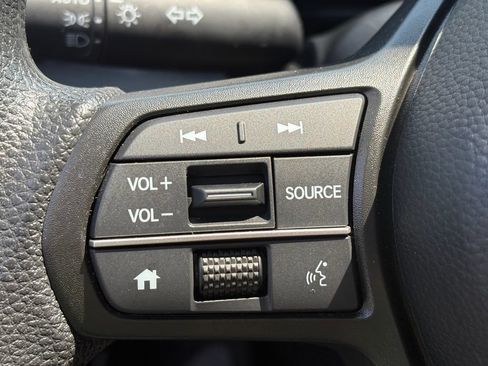 Used 2025 Honda CR-V EX image 6