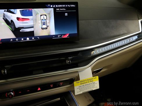 New 2026 BMW X5 xDrive50e w/ Executive Package image 25