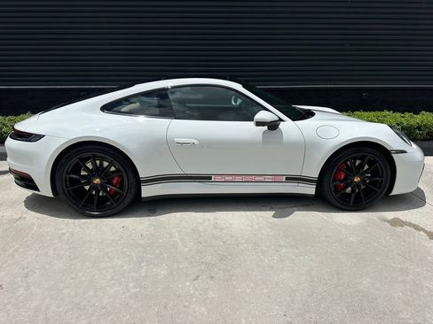Certified 2022 Porsche 911 Carrera 4S AWD/4WD image 10