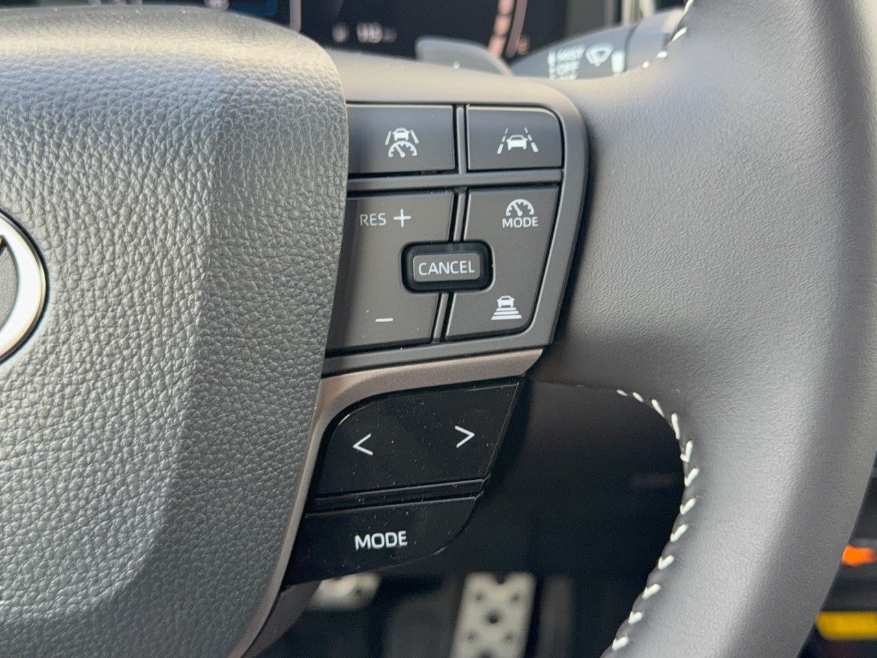 Used 2026 Toyota Camry SE FWD image 19