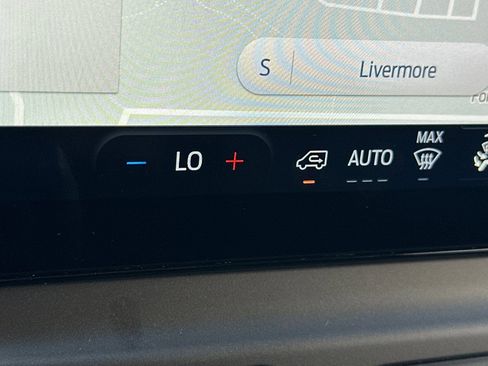 Used 2022 Ford Transit 350 XLT image 29