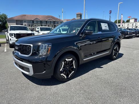 Used 2025 Kia Telluride EX w/ EX Captain's Chair Package FWD image 7
