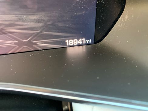 Used 2024 GMC Canyon AT4X image 13