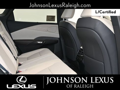 Used 2025 Lexus RX 450h AWD w/ Convenience Package image 10