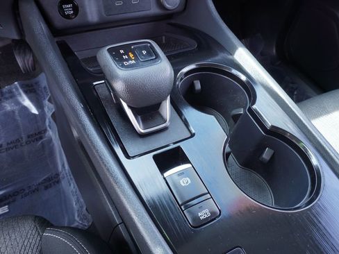 Certified 2024 Nissan Rogue SV image 18