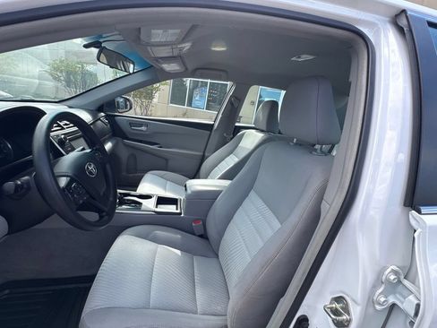 Used 2017 Toyota Camry LE FWD image 22