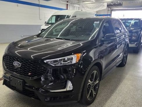 Used 2022 Ford Edge ST w/ Equipment Group 401A AWD/4WD image 1