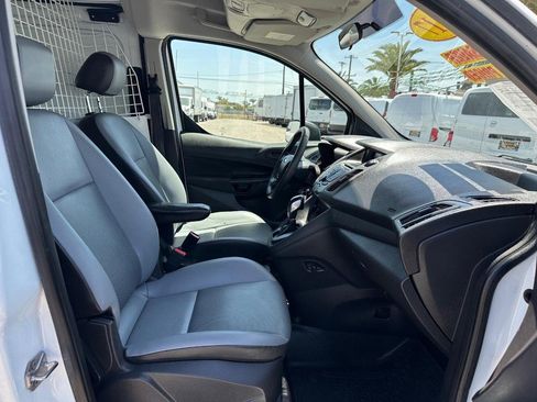 Used 2017 Ford Transit Connect XL image 30