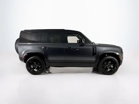 Used 2026 Land Rover Defender 110 X-Dynamic SE AWD/4WD image 6